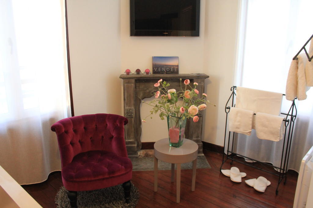 Les Bruyeres Bed & Breakfast Les Sables-dʼOlonne Екстериор снимка